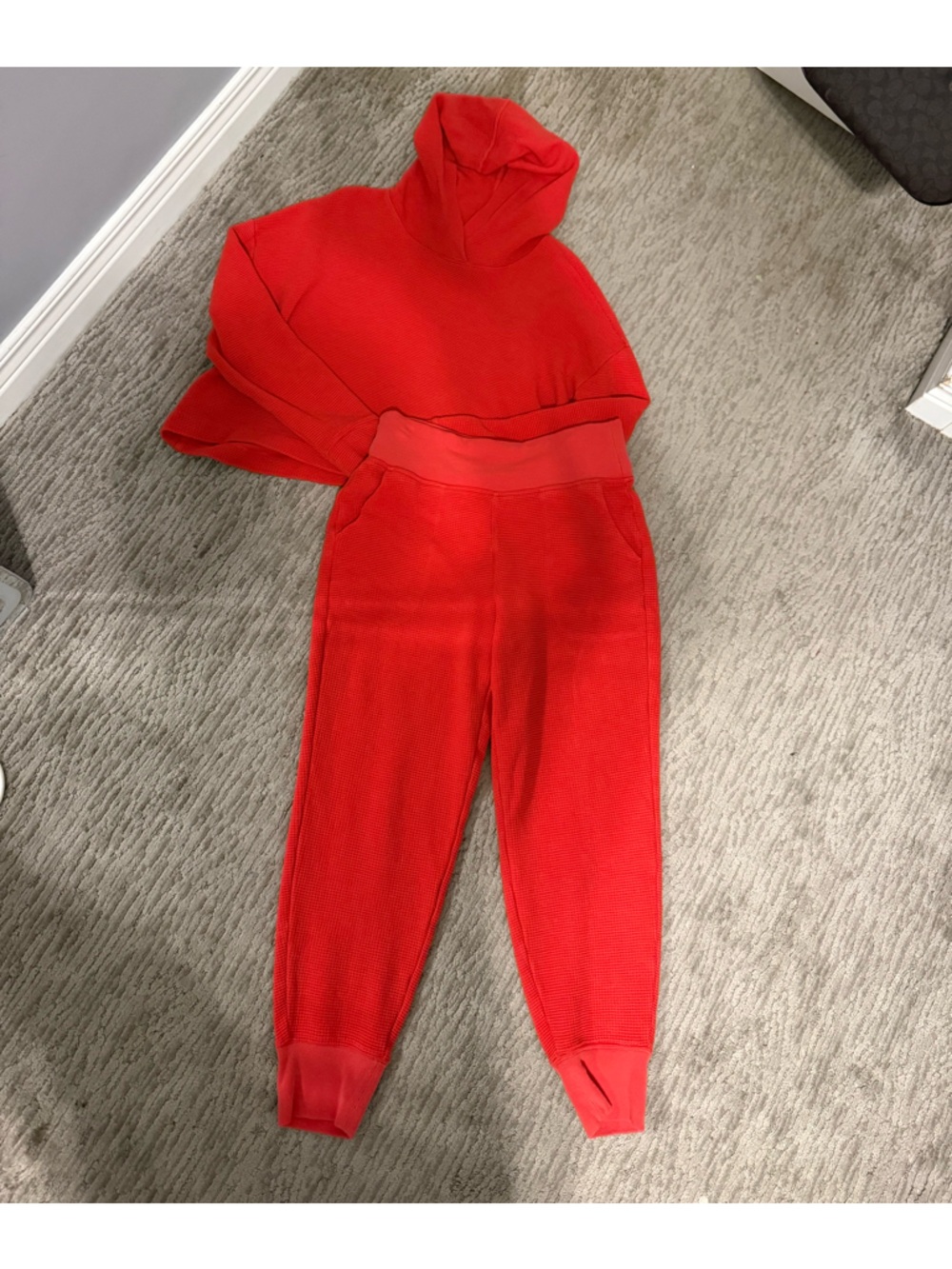 Athleta Red Knit set top L bottoms M set fits like a m/l